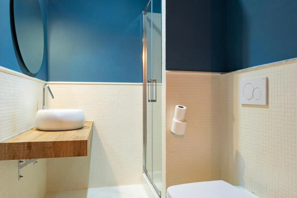 Rdr Tortona Rooms Rome Bed & Breakfast