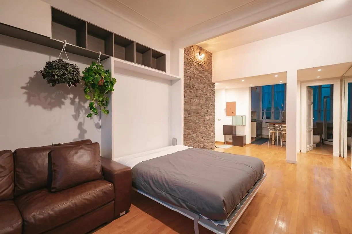 Rdr Tortona Rooms Rome Bed & Breakfast